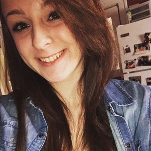 Meet your Posher, Nicole